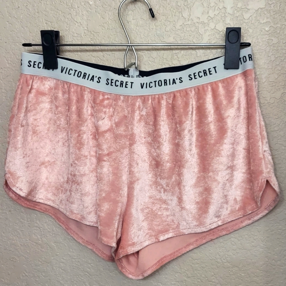 Victoria’s Secret Logo shine shorts Light Pink Size XS
